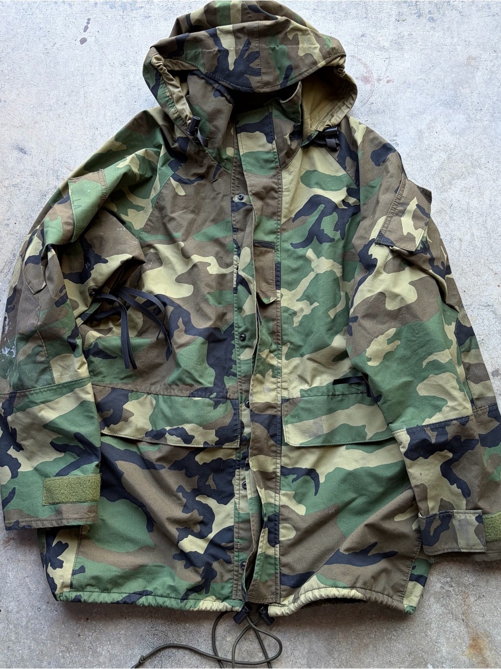 US Military Woodland Camo Cold Weather Parka, DAAK60-97-D-9309